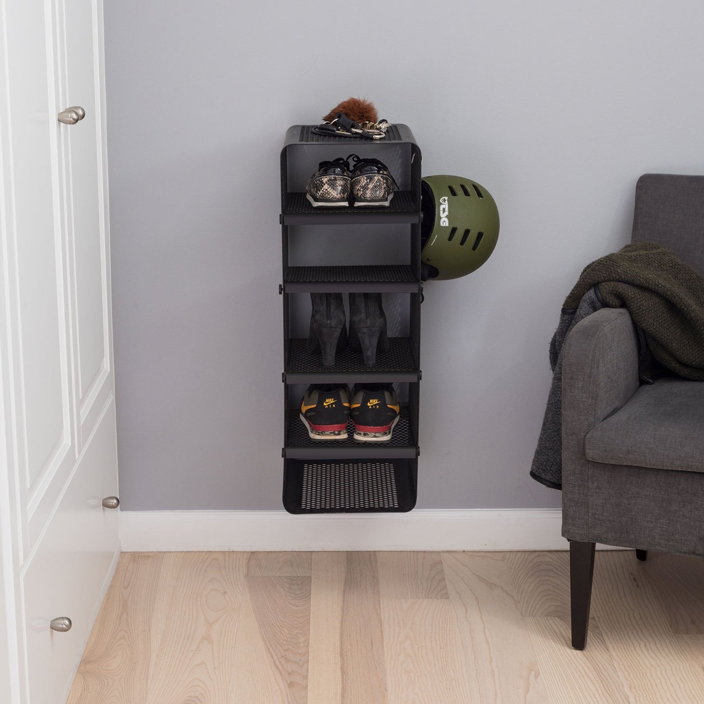TICA RACK, WALL - LARGE/BLACK