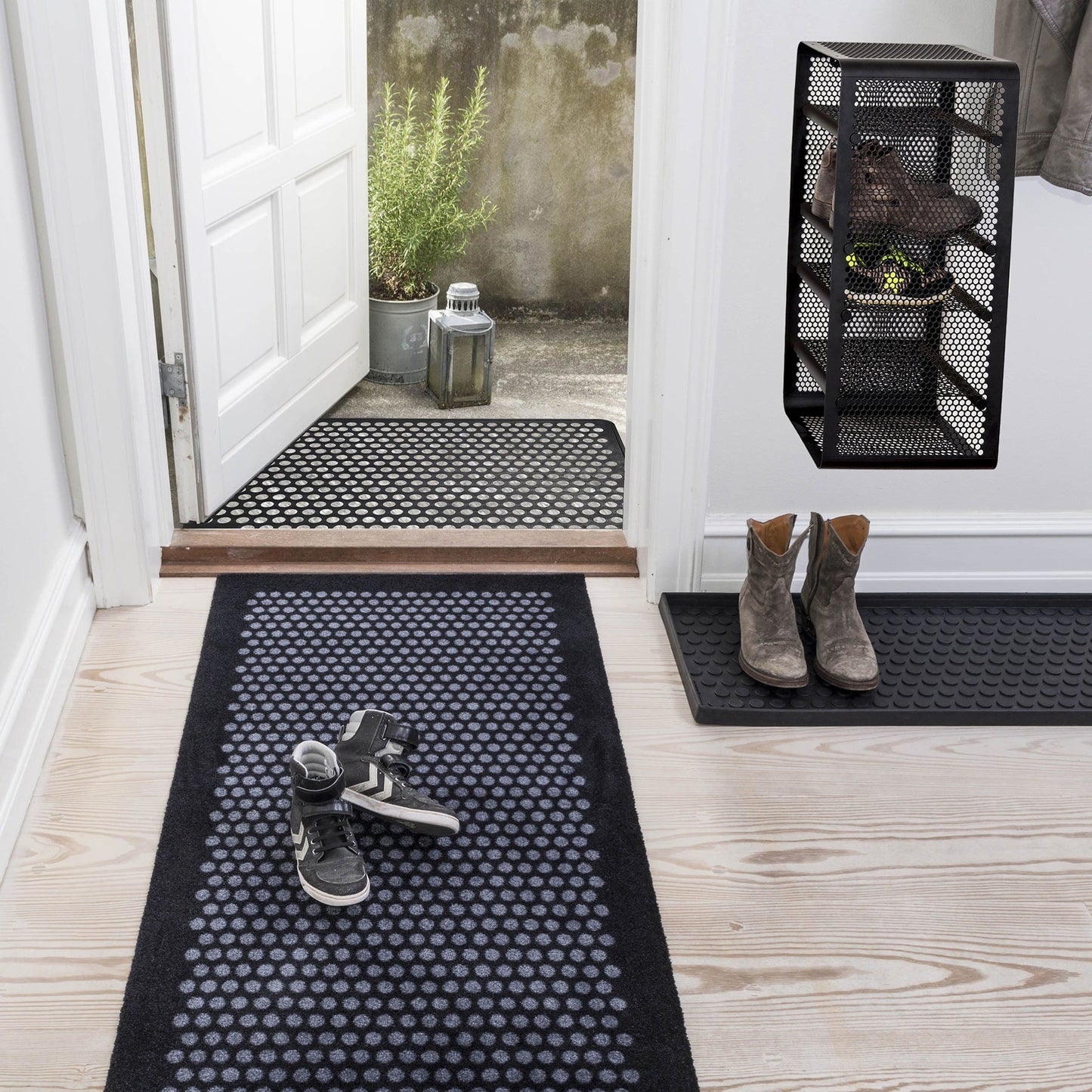 TICA RACK, WALL - LARGE/BLACK